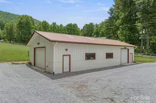 1547 Walnut Cove Rd, Hendersonville, NC 28739 - Photo 41