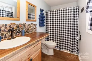 34 Oakridge Dr, Maggie Valley, NC 28751 - Photo 15