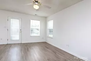 163 Springwood Ln, Mooresville, NC 28117 - Photo 5