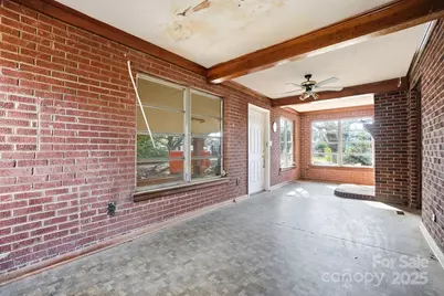 4928 Twin Drive, Charlotte, NC 28269 - Photo 15