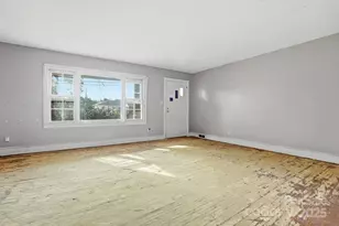 4928 Twin Dr, Charlotte, NC 28269 - Photo 11