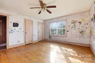 4928 Twin Dr, Charlotte, NC 28269 - Photo 17