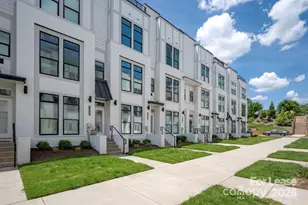 1037 Wesley Terrace Ave, Charlotte, NC 28208 - Photo 1