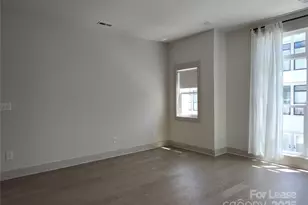 1037 Wesley Terrace Ave, Charlotte, NC 28208 - Photo 7