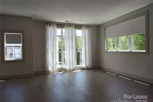 1037 Wesley Terrace Ave, Charlotte, NC 28208 - Photo 9