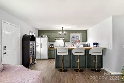 807 Willow Lane, Bessemer City, NC 28016 - Photo 5