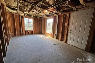 731 W Main Street Ext, Lincolnton, NC 28092 - Photo 17