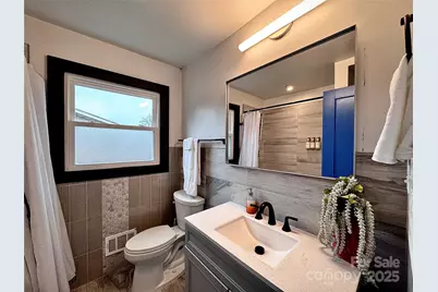 1521 Lanewood Place, Charlotte, NC 28208 - Photo 7