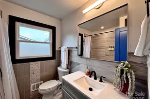 1521 Lanewood Pl, Charlotte, NC 28208 - Photo 7