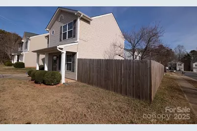 1219 Chaser Ridge Court, Charlotte, NC 28216 - Photo 7