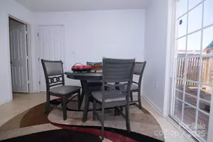 1219 Chaser Ridge Ct, Charlotte, NC 28216 - Photo 19