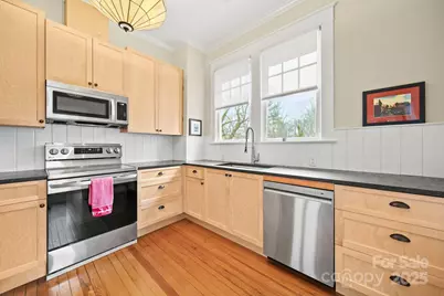 202 S Oak Street, Statesville, NC 28677 - Photo 11