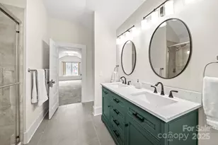 202 S Oak St, Statesville, NC 28677 - Photo 25