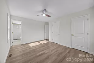 5324 Cheval Pl, Charlotte, NC 28205 - Photo 15