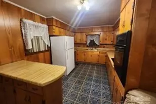 866 Oak St, Troy, NC 27371 - Photo 3