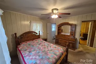 866 Oak St, Troy, NC 27371 - Photo 11