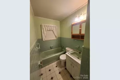 866 Oak Street, Troy, NC 27371 - Photo 9