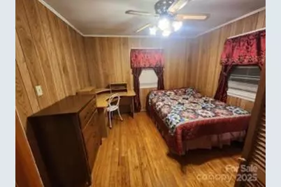 866 Oak Street, Troy, NC 27371 - Photo 15