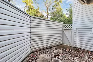 8022 Princess Ann Dr, Charlotte, NC 28212 - Photo 37