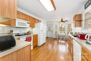 5915 Sullins Rd, Charlotte, NC 28214 - Photo 7