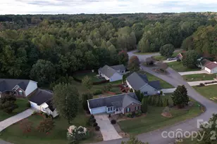 711 Braemore Ct NW, Conover, NC 28613 - Photo 21