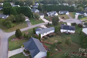 711 Braemore Ct NW, Conover, NC 28613 - Photo 23