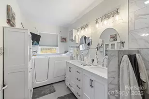 100 Lindsay Dr, Archdale, NC 27263 - Photo 17