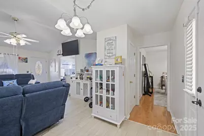 100 Lindsay Drive, Archdale, NC 27263 - Photo 5