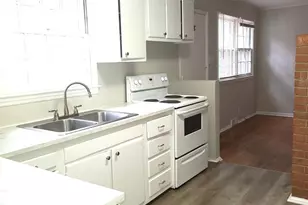 5100 Baker Dr, Charlotte, NC 28210 - Photo 3