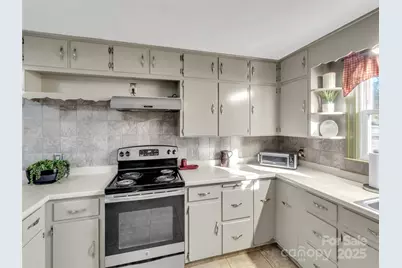 1254 Pisgah Drive, Canton, NC 28716 - Photo 13