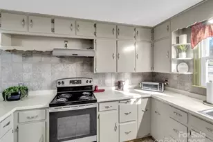 1254 Pisgah Dr, Canton, NC 28716 - Photo 13