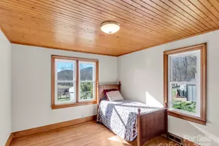 1254 Pisgah Dr, Canton, NC 28716 - Photo 17