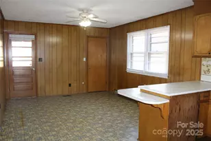 1156 Oak Forest Dr, Morganton, NC 28655 - Photo 9