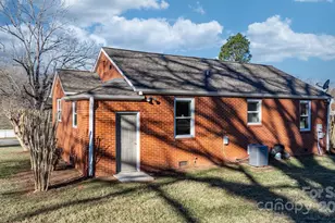 750 Hwy 126 Rd, Nebo, NC 28761 - Photo 19