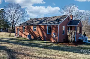 750 Hwy 126 Rd, Nebo, NC 28761 - Photo 15