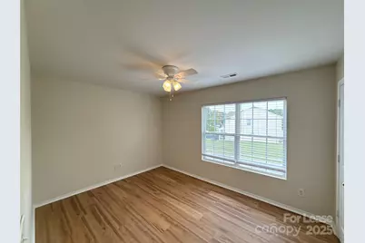 9402 Darwick Street, Charlotte, NC 28216 - Photo 13