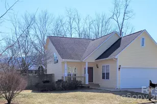 35 Cotton Creek Cir, Black Mountain, NC 28711 - Photo 1