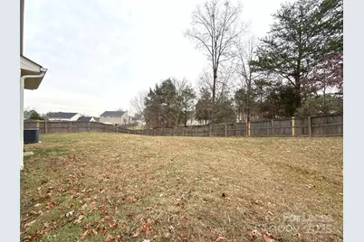 13802 Plowdon Court, Charlotte, NC 28215 - Photo 19