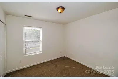 734 Aberdeen Glen Place, Charlotte, NC 28214 - Photo 15