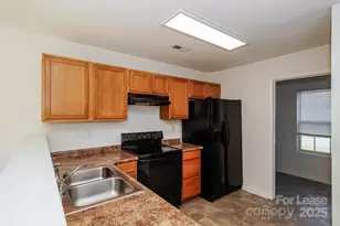 734 Aberdeen Glen Pl, Charlotte, NC 28214 - Photo 11