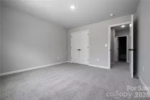7504 Gwynne Hill Rd, Charlotte, NC 28215 - Photo 17