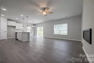 7504 Gwynne Hill Rd, Charlotte, NC 28215 - Photo 3
