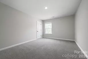 7504 Gwynne Hill Rd, Charlotte, NC 28215 - Photo 17