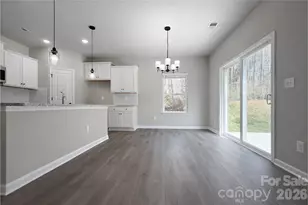 7504 Gwynne Hill Rd, Charlotte, NC 28215 - Photo 9