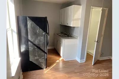 3805 Miriam Drive #5, Charlotte, NC 28205 - Photo 7