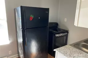 3805 Miriam Dr, Charlotte, NC 28205 - Photo 9