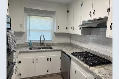 405 Copeland Park, Mount Holly, NC 28120 - Photo 3