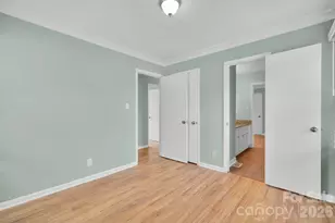 1440 Jodhpur Ct, Charlotte, NC 28212 - Photo 11