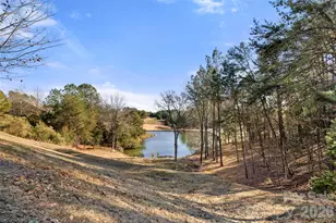 719 Deerbrook Ln, Tega Cay, SC 29708 - Photo 25