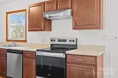 2338 Greater Druid Hills Boulevard, Hendersonville, NC 28791 - Photo 11